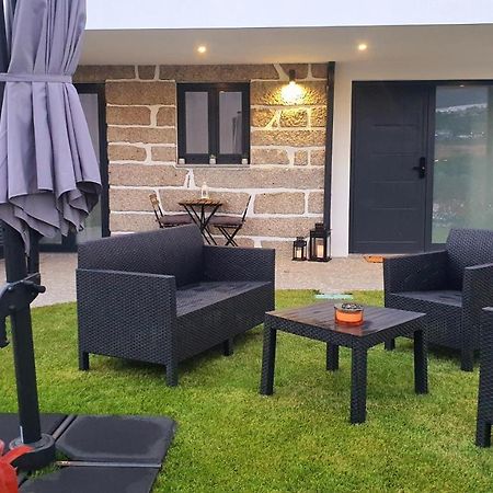 Village Guest House Арока Екстериор снимка